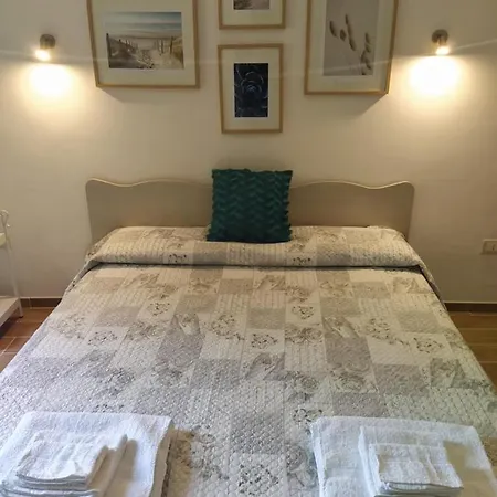 Le Di Giotto In Citta ゲストハウス カリアリ